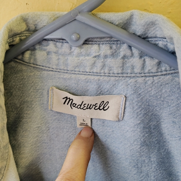 Madewell Denim Button Down Shirt - Picture 3 of 4